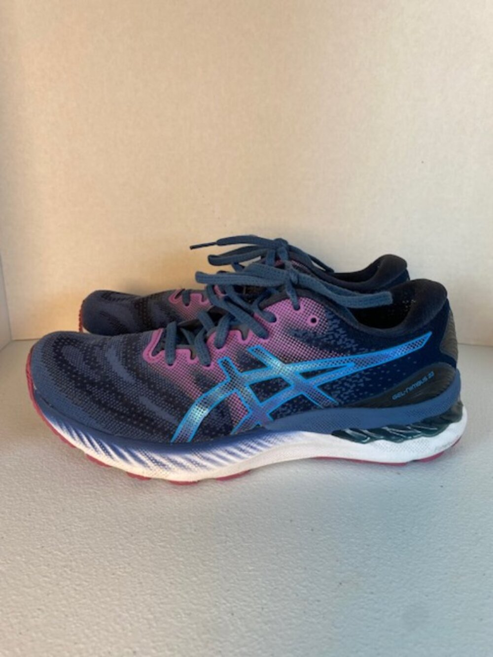 Asics Gel-Nimbus 23 Blue Purple Womens US Size 8.5 1012A885 Running Shoes